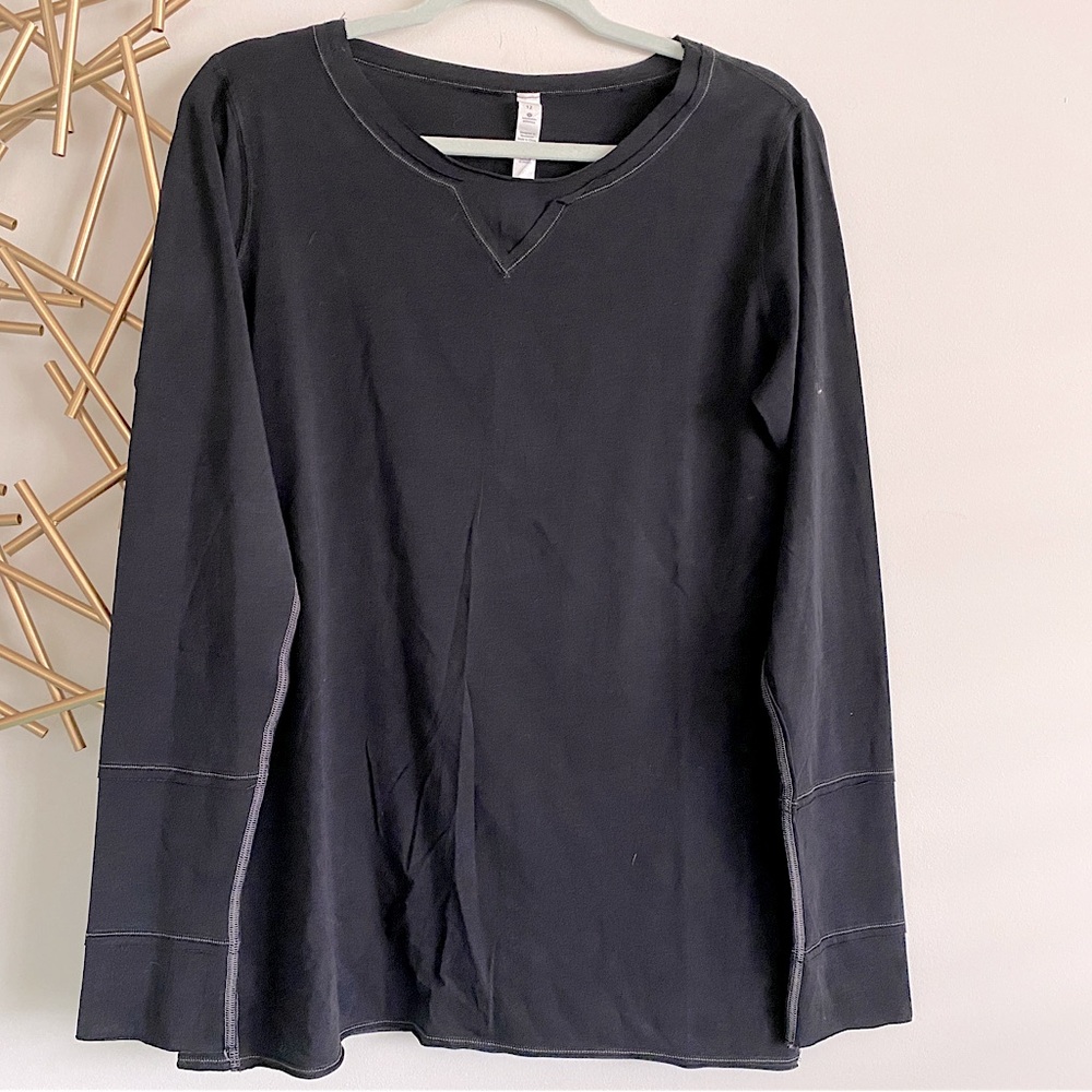 Nwot Lululemon Solid Black Long Sleeve Shirt With… - image 1